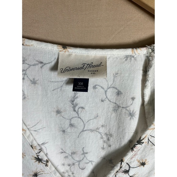 Universal Thread Women's XX Large White Floral Tiered Midi Dress Balloon Sleeve - Picture 3 of 7